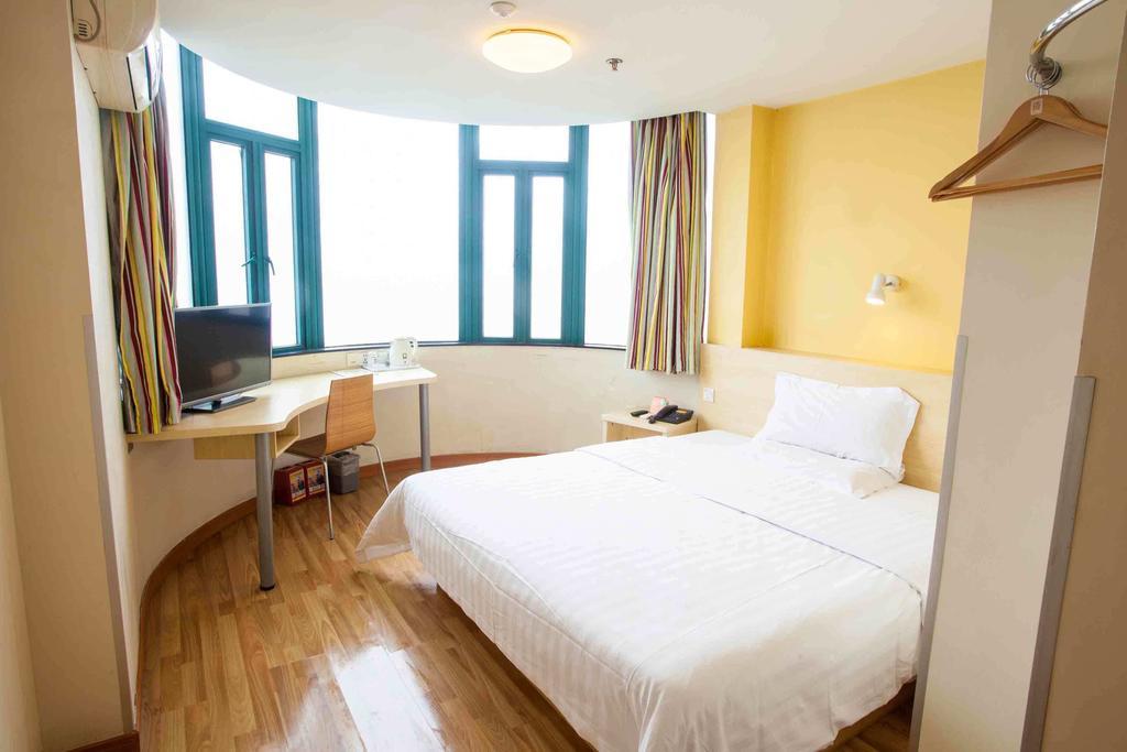 7Days Inn Changsha Xiangjiazhong Road Kaifu Temple الغرفة الصورة