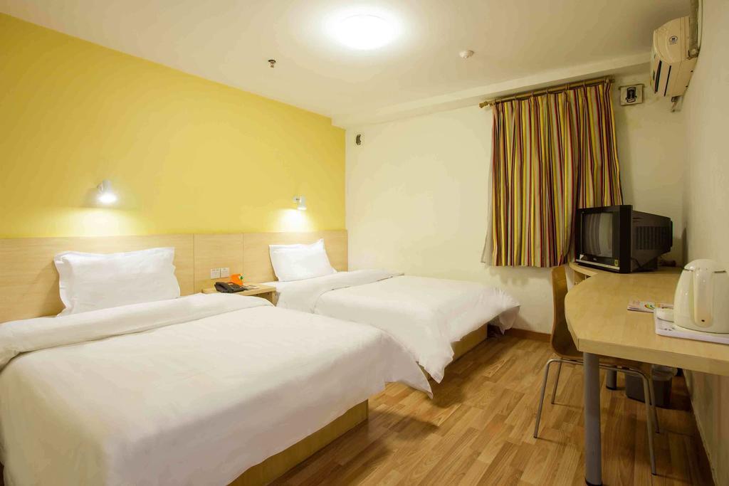7Days Inn Changsha Xiangjiazhong Road Kaifu Temple الغرفة الصورة